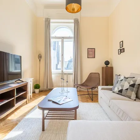 Center Dream 2br/2bath Budapesta