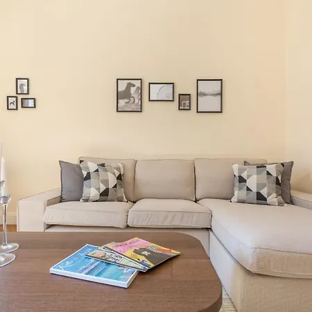 Center Dream 2br/2bath Budapest
