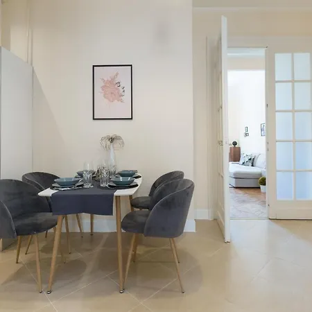 Center Dream 2br/2bath *