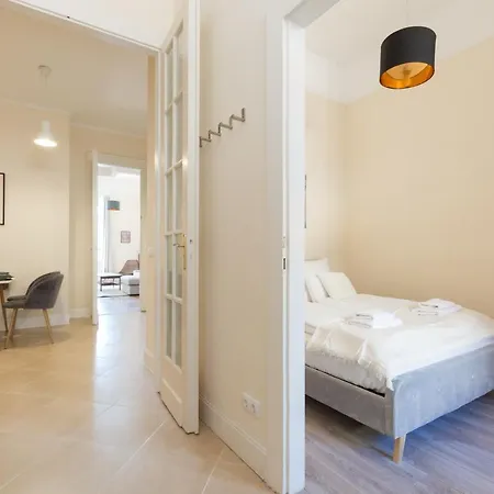 Center Dream 2br/2bath *