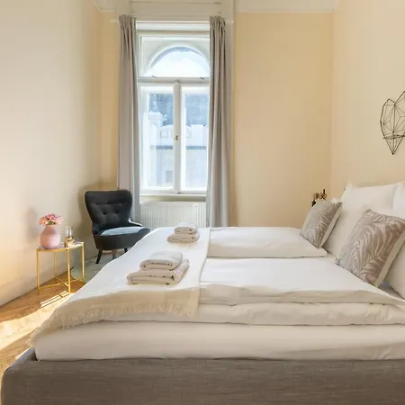 Center Dream 2br/2bath * Budapesta