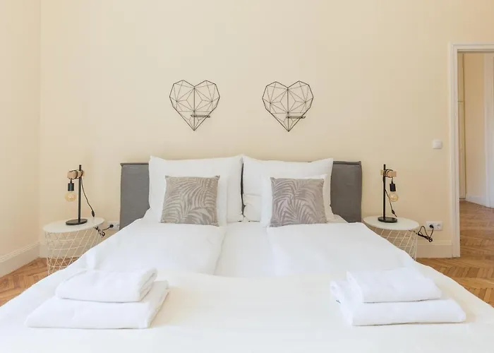 Center Dream 2br/2bath * Budapeszt