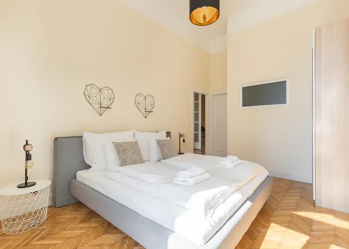 Center Dream 2br/2bath Budapeşte