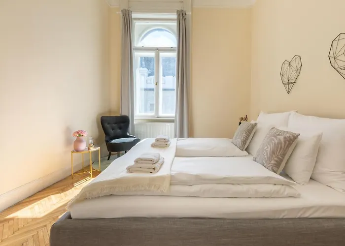 Center Dream 2br/2bath * Budapeşte