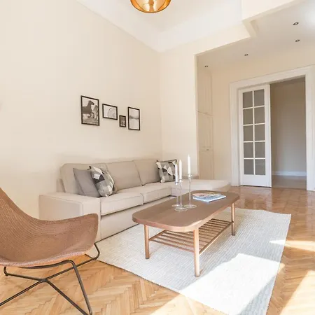 Center Dream 2br/2bath Appartamento *